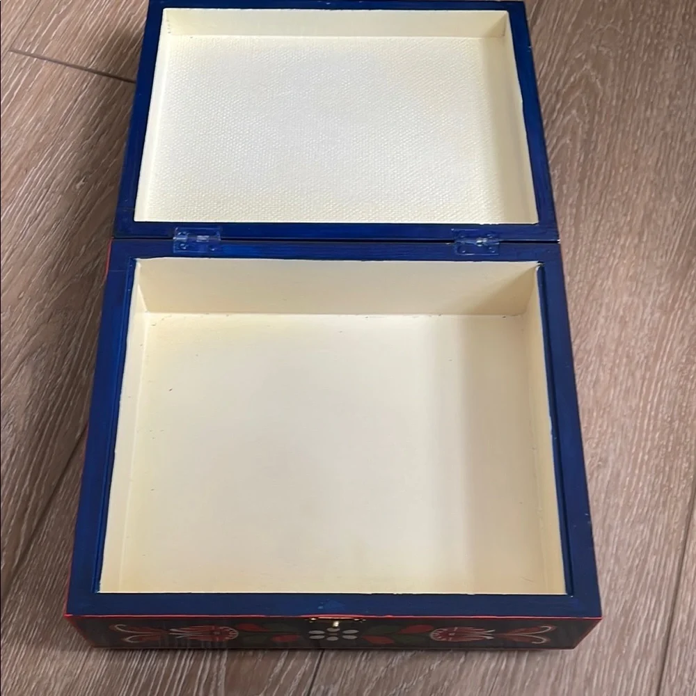 Colorful Decorative Box - Picture 2 of 7